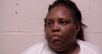 HEAD, FLORENCE MARIE | 2018-05-19 02:42:00 Robertson County, Tennessee Booking
