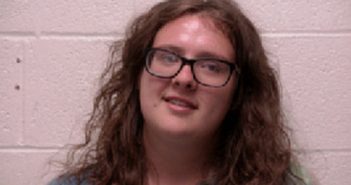 NOVELLE, SAMANTHA L | 2018-05-19 08:33:00 Robertson County, Tennessee Booking