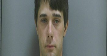 <B>HOWLAND</B>, <B>DILLON</B> <B>ANTHONY</B> #, Darlington County, South Carolina - 2018-05-22 01:11:00