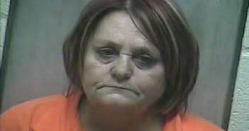 NORMA J SUMMERS | 2018-05-23 20:17:00 Larue County, Kentucky Booking
