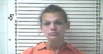 ALEXANDRIA CELESTE GARATE | 2018-05-25 03:44:00 Hardin County, Kentucky Booking