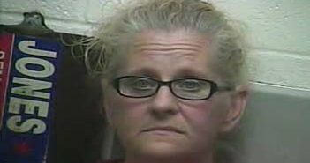 CYNTHIA JO CARMAN | 2018-05-26 21:39:00 Larue County, Kentucky Booking