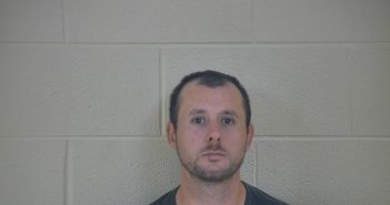 HARLEY E COX | 2018-05-29 22:14:00 Taylor County, Kentucky Booking