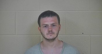 JOHNATHON C GILBERT | 2018-05-30 19:44:00 Taylor County, Kentucky Booking