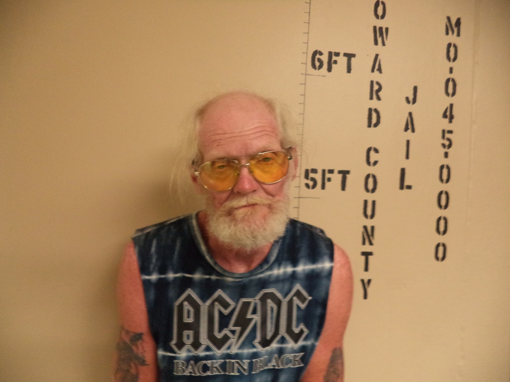 GARY WAYNE HENKE #, Howard County, Missouri - 2018-06-01 01:33:00