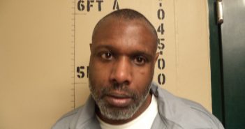 THEODUS LADAUNTRE WHITLEY | 2018-06-05 10:54:00 Howard County, Missouri Booking