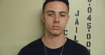 DALTON D VAUGHAN | 2018-06-07 14:47:00 Howard County, Missouri Booking
