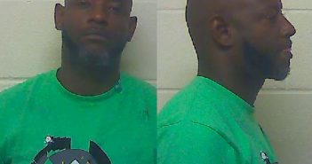 BENJAMIN ANTOINE COMAL | 2018-04-11 21:59:32 Craven County, North Carolina Booking