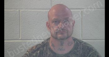 <B>RODNEY</B> <B>HOYD</B> <B>DAVIS</B> #, Pulaski County, Kentucky - 2018-08-03 04:17:00