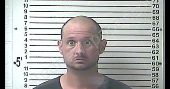 MATTHEW JORDAN KERR | 2018-08-12 08:17:00 Hardin County, Kentucky Booking