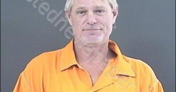 NESTER, TRACY LEE | 2018-09-22 14:28:00 Roanoke County, Virginia Booking