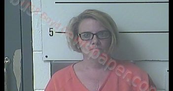 NICOLE SHAFFER | 2018-09-25 03:47:00 Boyd County, Kentucky Booking