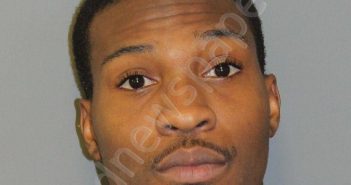 MOORE, DEANDRE MARTEZ | 2018-10-01 16:14:00 Jefferson County, Alabama Booking
