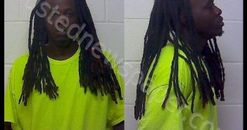 MCDAVID RONNIE HOREZ | 2018-08-06 06:29:36 Craven County, North Carolina Booking