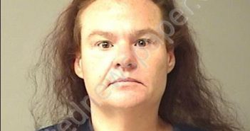 VAUGHAN, AMANDA RENEE | 2018-10-12 00:40:00 Macon County, Illinois Booking