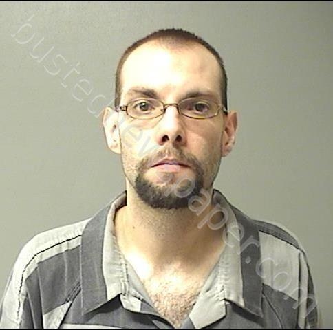HAND, AARON L #, Macon County, Illinois - 2018-10-12 08:26:00