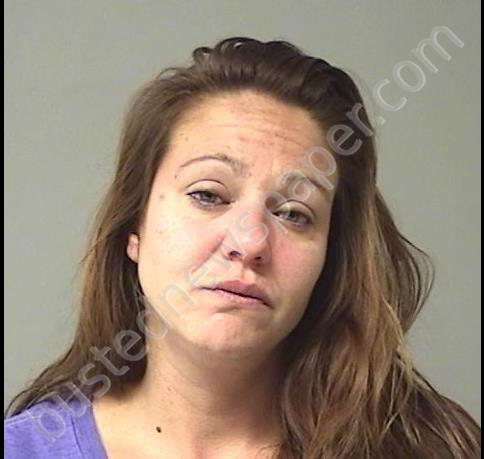 KITCHENS, EMILY M #, Macon County, Illinois - 2018-10-12 04:52:00