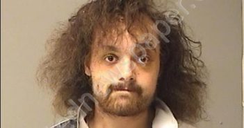 ENLOW, TAYZER NOAH | 2018-10-12 21:24:00 Macon County, Illinois Booking
