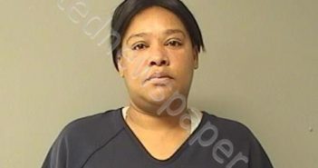 ESTES, ANDREA ANNETTE | 2018-10-12 16:43:00 Macon County, Illinois Booking