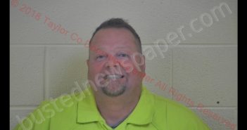 TROY GLENN DAVIS | 2018-10-23 19:49:00 Taylor County, Kentucky Booking