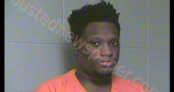 DIONTRE DAVIS | 2018-11-01 13:01:00 Woodford County, Kentucky Booking