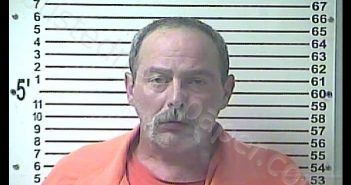 KENNETH WAYNE ARNOLD | 2018-11-03 22:58:00 Hardin County, Kentucky Booking