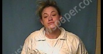 ELIZABETH DUMAS | 2018-11-09 20:25:00 Lonoke County, Arkansas Booking