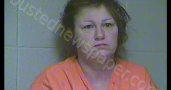 TERESA BARKER | 2018-11-29 08:34:00 Woodford County, Kentucky Booking