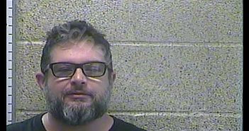 ANTHONY BRIAN KLADIS | 2018-11-30 18:05:00 Henderson County, Kentucky Booking
