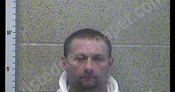 DAVID LEE WRIGHT | 2018-12-03 20:54:00 Henderson County, Kentucky Booking
