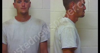 KENYON TYLOR JOHN | 2018-10-04 17:26:15 Craven County, North Carolina Booking