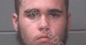 BRADY, KODIAK DAKOTA | 2018-12-04 Onslow County, North Carolina Booking