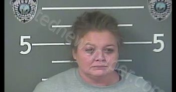 NICKIE R PRATER | 2018-12-05 17:10:00 Pike County, Kentucky Booking