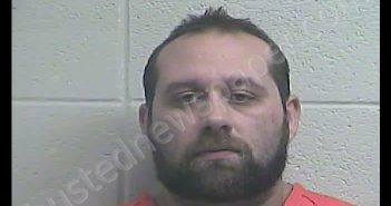 BOBBY LADUKE | 2018-12-07 08:49:00 Jessamine County, Kentucky Booking