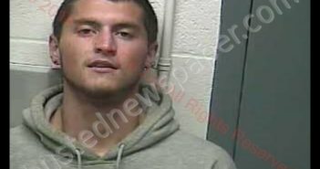 ERIC J BROWN | 2018-12-09 17:40:00 Larue County, Kentucky Booking