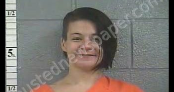 AMANDA MARIE LINDSEY | 2018-12-13 11:57:00 Bullitt County, Kentucky Booking