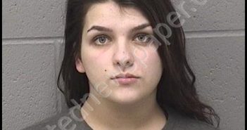 HENDRICKS, MADDISON SARAH | 2018-12-17 16:42:00 Crawford County, Kansas Booking