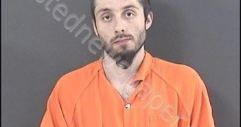 WILLIAMS, GREGORY SHAWN | 2018-12-18 03:33:00 Roanoke County, Virginia Booking