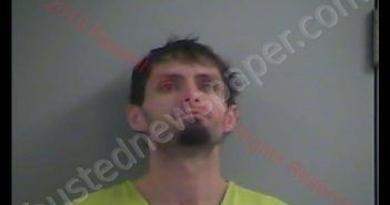 <B>ANDREW</B> <B>K</B> <B>BREWSTER</B> #, Russell County, Kentucky - 2018-12-28 23:19:00