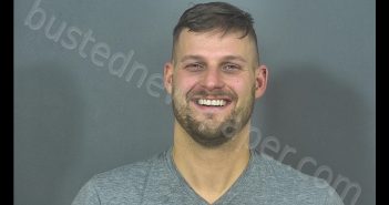 BRANDON JAMES ROBINSON | 2018-12-30 02:54:00 St. Joseph County, Indiana Booking