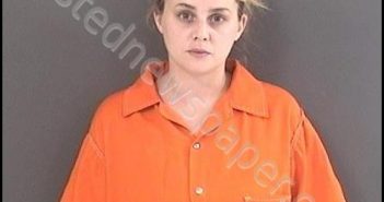 EPPERLY, LINDSEY REBECCA | 2019-01-04 19:00:00 Roanoke County, Virginia Booking