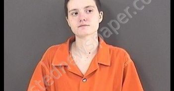 LAWHORN, AMANDA RENEE | 2019-01-08 04:37:00 Roanoke County, Virginia Booking