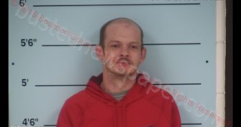 <B>DUSTIN</B> <B>W</B> <B>MOORE</B> #, Bourbon County, Kentucky - 2019-01-12 21:15:00