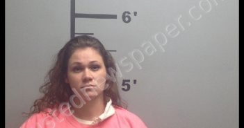 TREADWAY, LACEY LEIGH | 2019-01-24 14:48:00 Benton County, Arkansas Booking