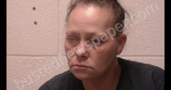 GOOSTREE, WENDYE LEANNE | 2019-01-24 14:47:00 Robertson County, Tennessee Booking