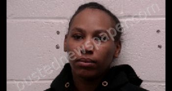 HUMPHREY, FELISHIA DESHAY | 2019-01-24 08:00:00 Robertson County, Tennessee Booking