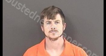 FOSTER, ANDREW DOUGLAS | 2019-01-27 04:09:00 Roanoke County, Virginia Booking