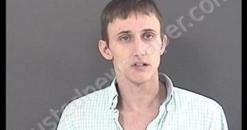 STARNES, JUSTIN COREY | 2019-02-17 18:10:00 Roanoke County, Virginia Booking