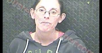 BRITTANY NICOLE SELF | 2019-03-08 17:40:00 Hart County, Kentucky Booking