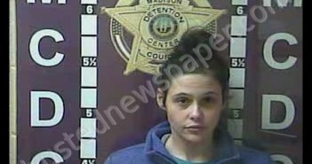 AMANDA DESIREE DEZARN | 2019-03-11 10:20:00 Madison County, Kentucky Booking